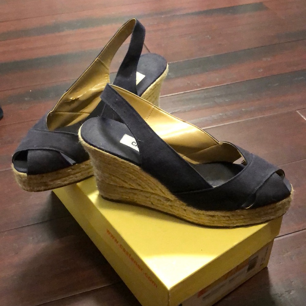 Castaner navy slingback wedge